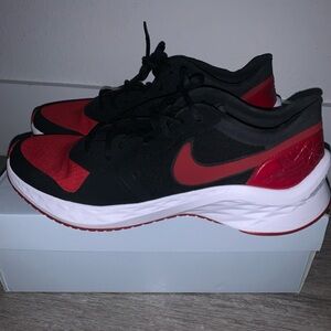 Jordan Bred Black and Red 85 runner size 11 running shoe
